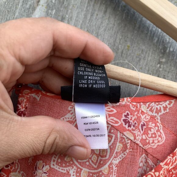 TORRID Top Womens 4XL Red Bandana Smocked Knit Gauze Crepe Off Shoulder Peasant - Picture 10 of 11